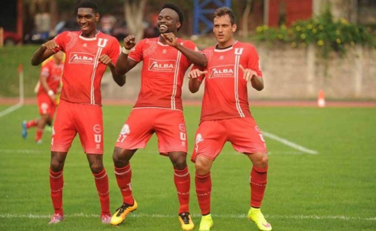 Cinco equipos se disputan tres plazas en cuartos final de fútbol salvadoreño