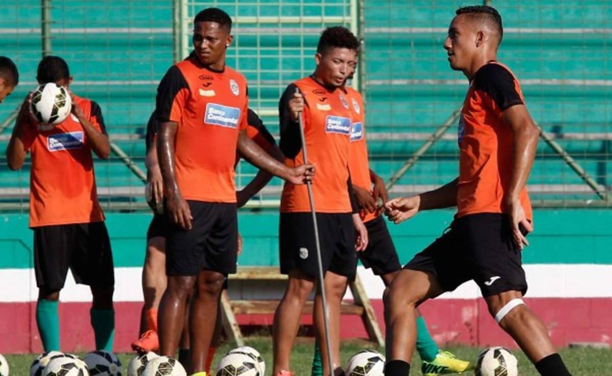 Daniel Tejeda sobre Real España: 'Una pérdida los pone al borde de la eliminación'