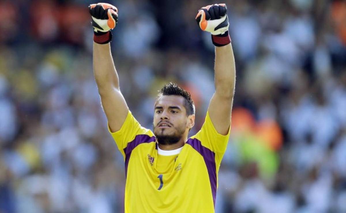 Sergio Romero sería nuevo fichaje del Benfica de Portugal
