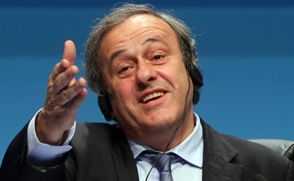 La UEFA da 'apoyo total' al dirigente francés Platini