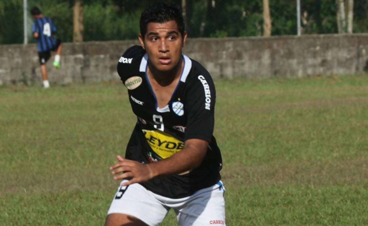 Eber Vera y Lucas Catrini son los primeros en salir del Victoria