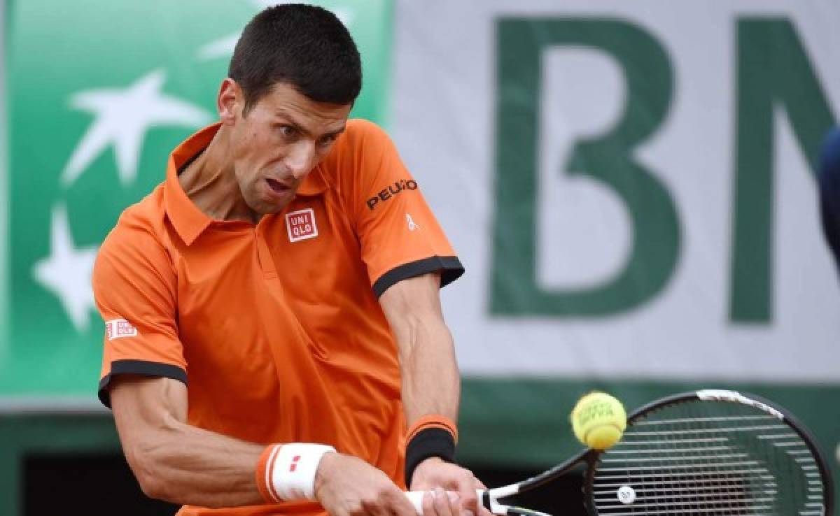 Novak Djokovic sin problemas en su debut en Francia