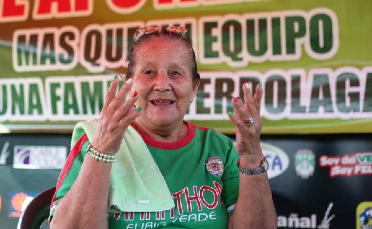 Doña 'Queta' se unió al apoyo hacia su querido Marathón