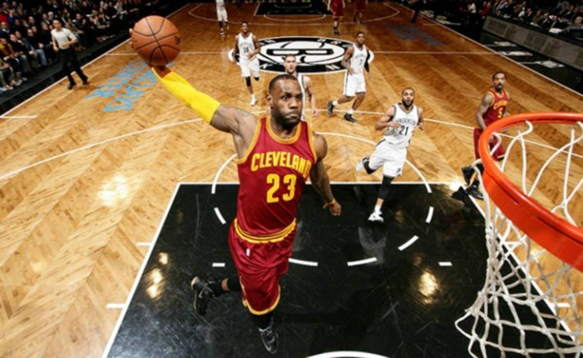 La dieta que mantiene en los más alto de su nivel a LeBron James