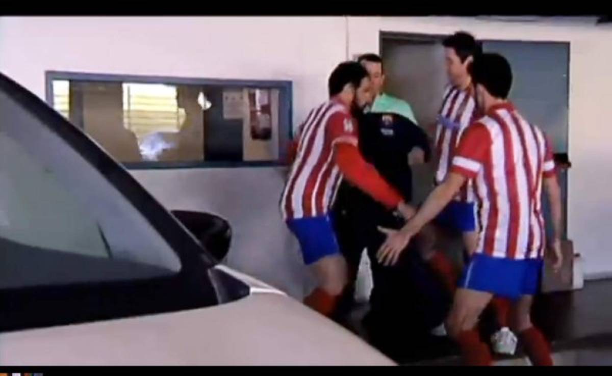 VIDEO: La extraña 'táctica' de Simeone para eliminar al Barcelona