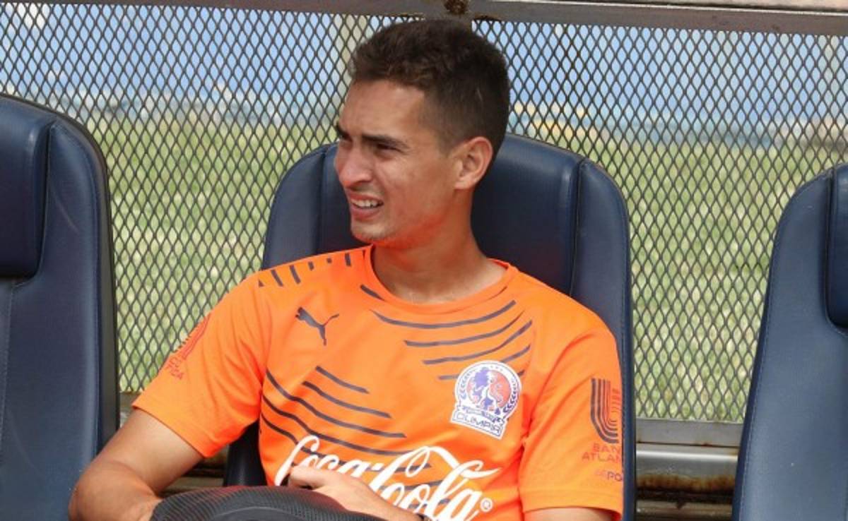 Marcelo Canales debutó en el partido 400 de Carlos Will Mejía con Olimpia