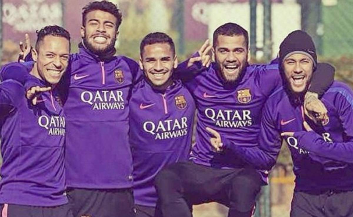 Dani Alves: 'Si hay que irse, que sea con ganas'