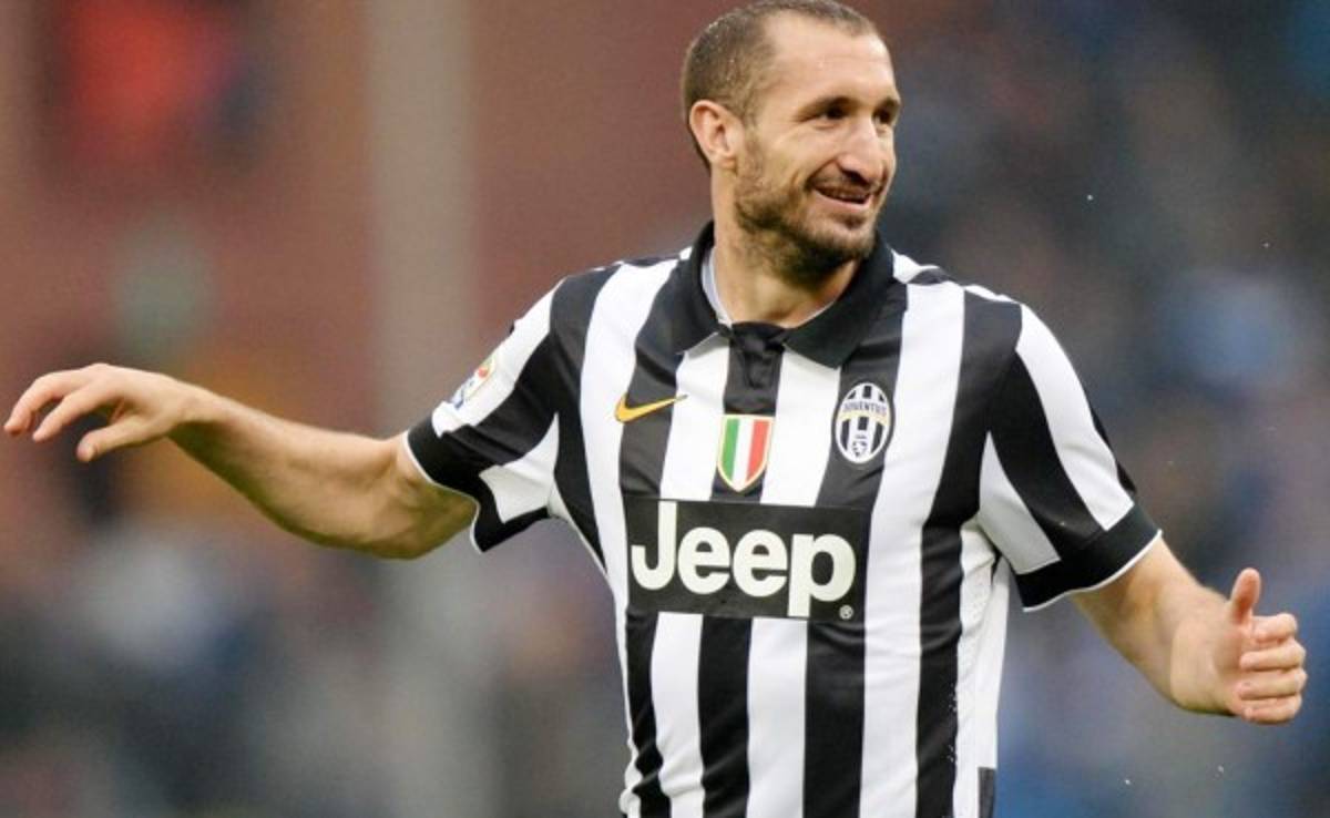 Chiellini: 'A Cristiano se le marca por la derecha; con Messi solo puedes santiguarte'