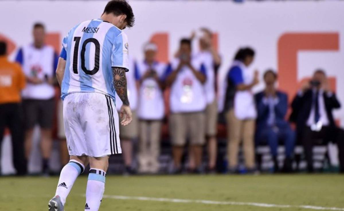 Periodista argentino: 'El diablo, demonio o satanás se han cruzado para ver sufrir a Messi'