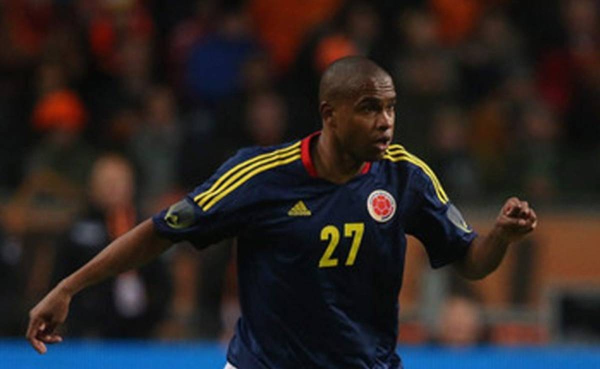 Mediocampista colombiano Edwin Valencia se pierde el mundial por lesión