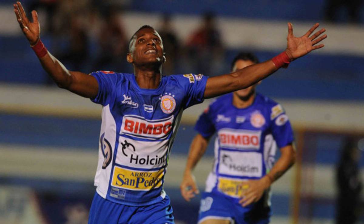 Nicolás Muñoz retoma la confianza en el Metapán