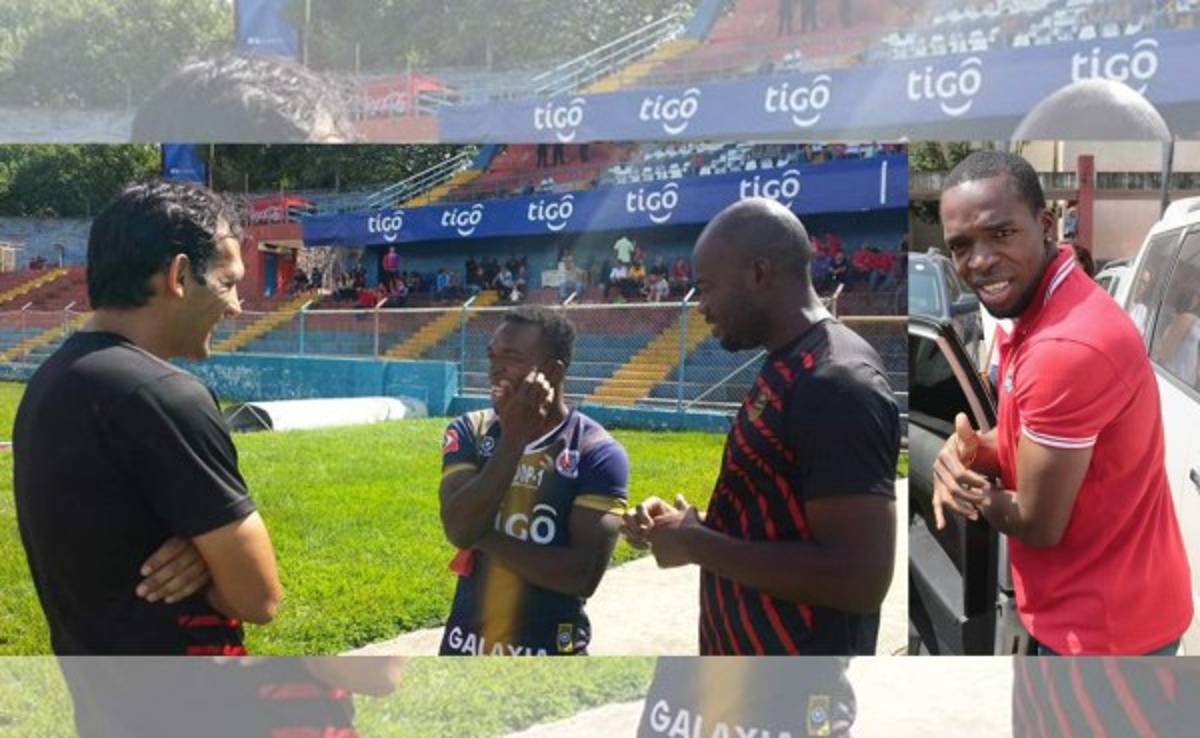 'Pery' Martínez ya luce los colores del FAS de El Salvador