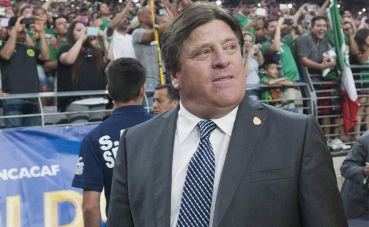 'El Piojo' Herrera vive las horas más complicadas con México