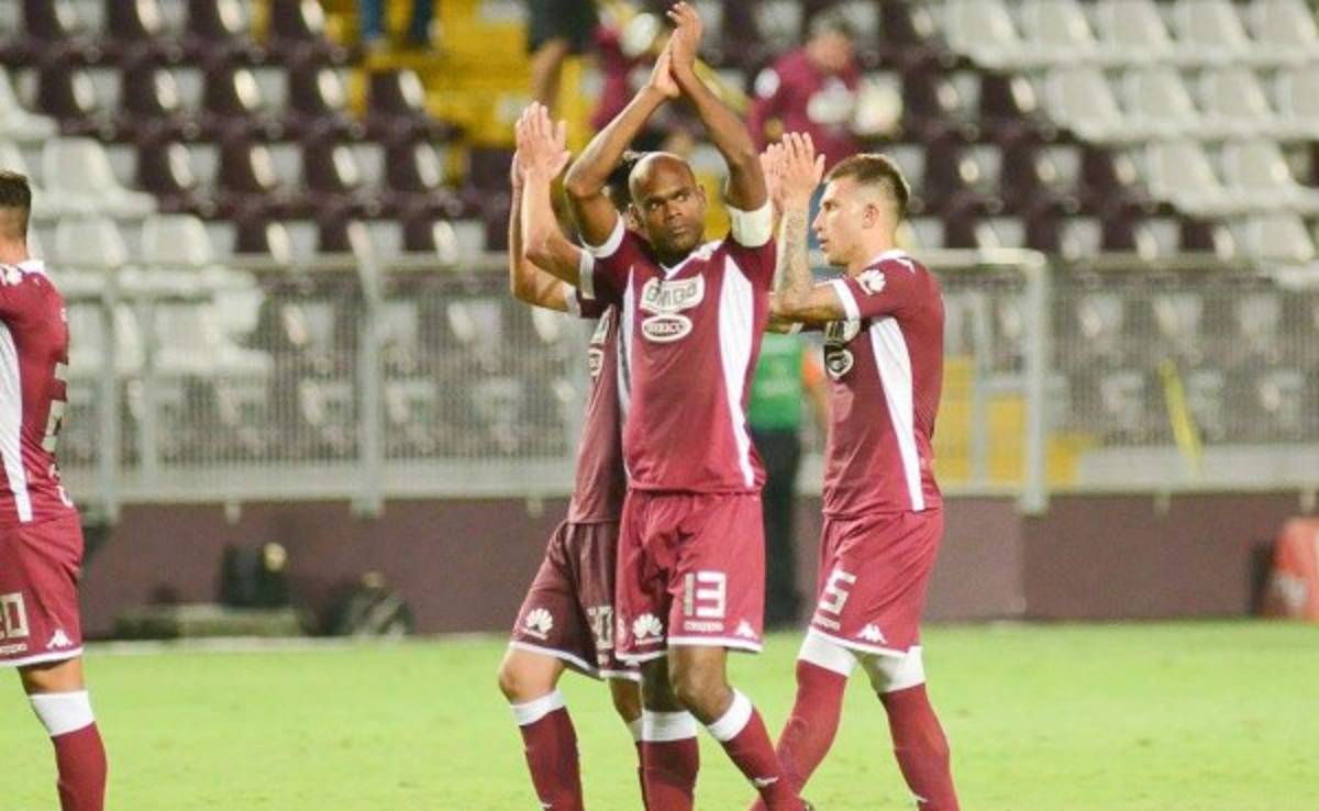 Centroamérica ya disfruta de la actividad de sus ligas