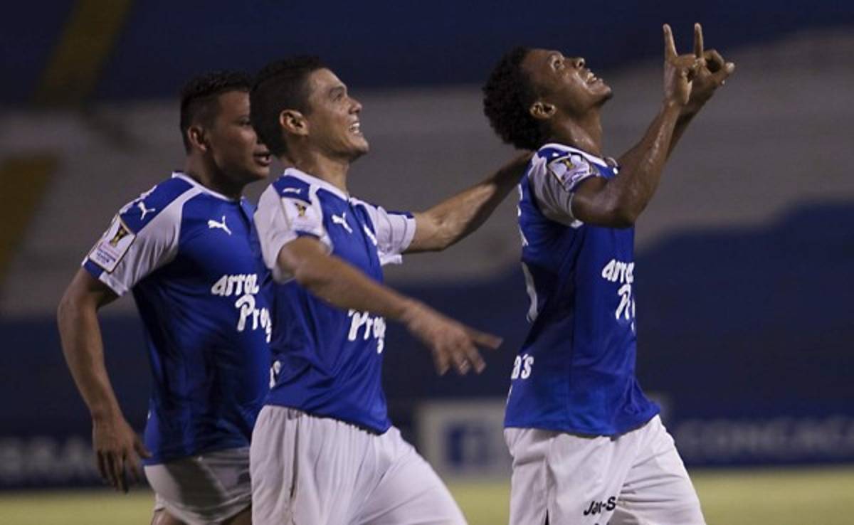 ¡Honduras Progreso se agrandó en el Olímpico al vencer a Pumas y sigue vivo!