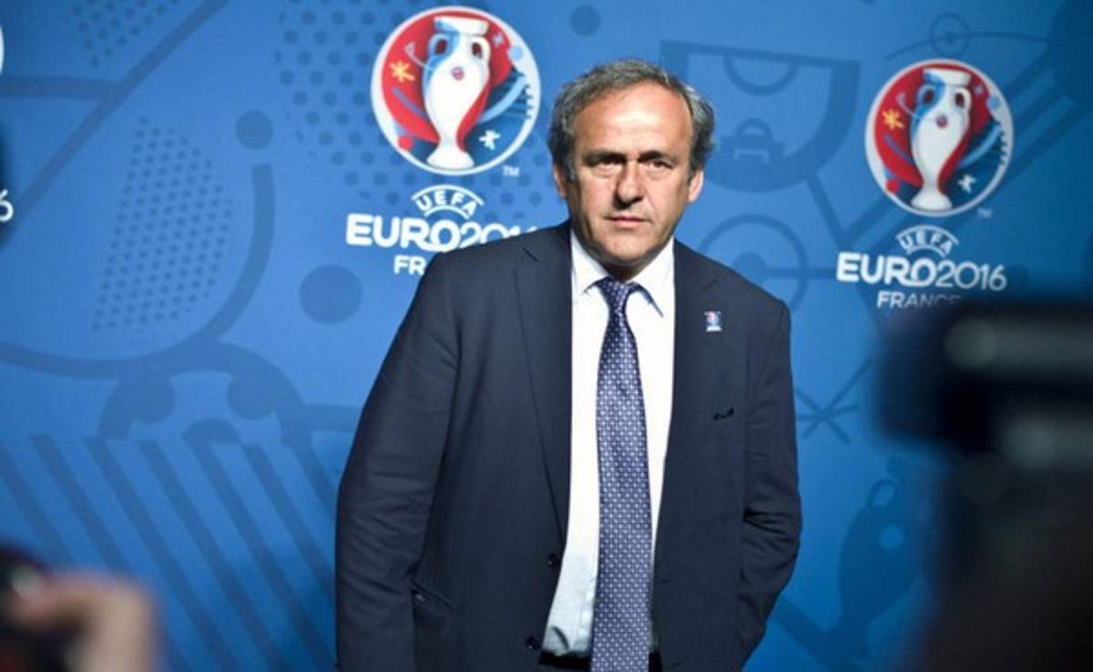 Platini: 'Un alemán debería ser el ganador del Balón de Oro'