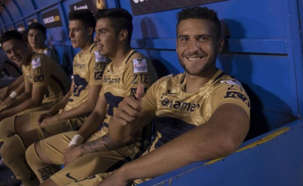 Pumas tiene a su Andrés Iniestra en la banca ante Honduras Progreso