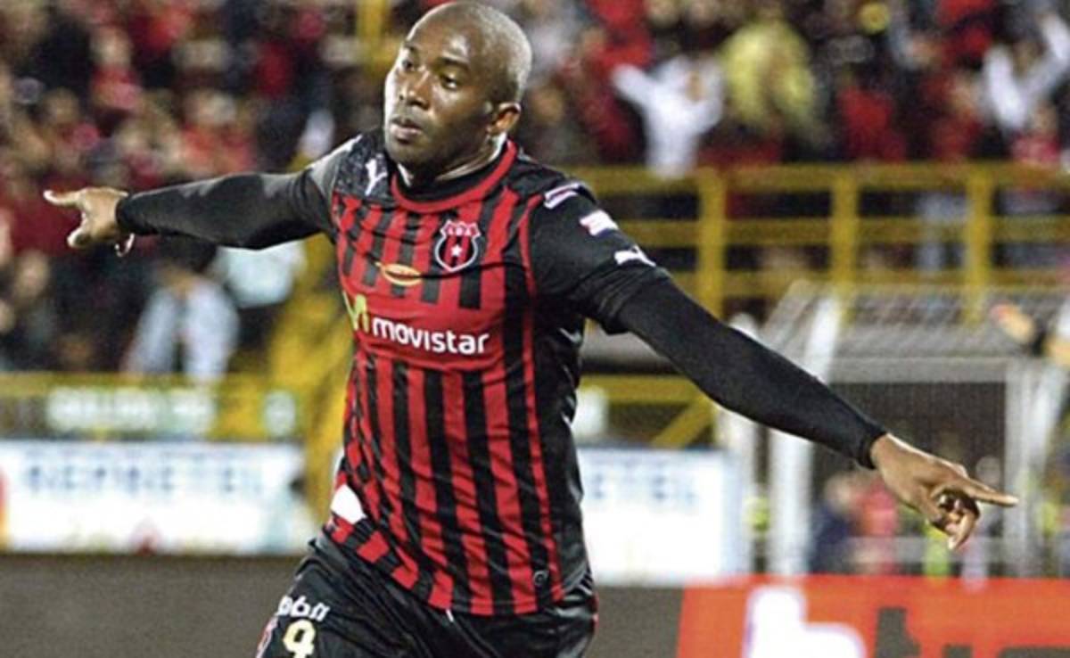 Tres hondureños se suman a la lista de anotadores en clásicos de Costa Rica