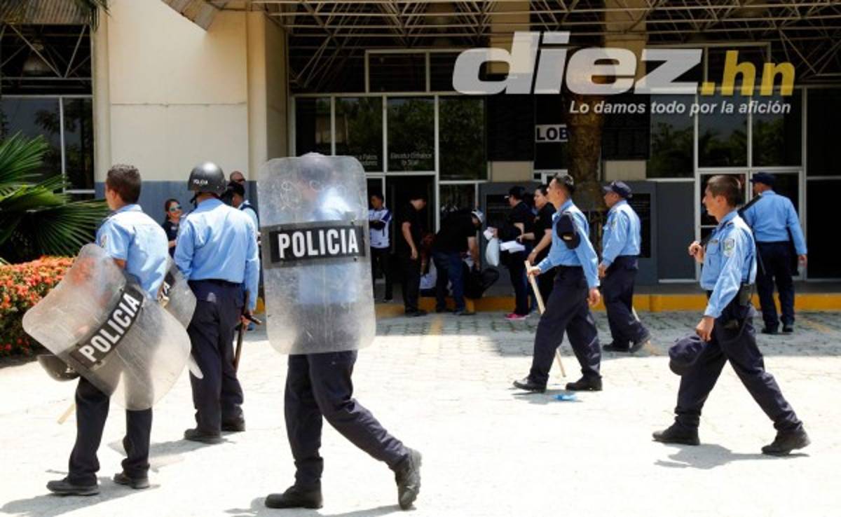 Así vive San Pedro Sula el duelo Honduras-El Salvador