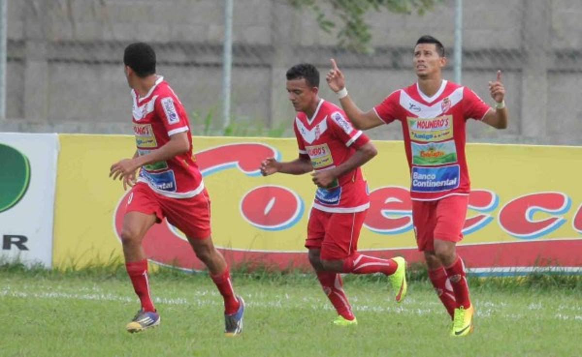 Marco Vega le sacó el triunfo de la bolsa a Marathón