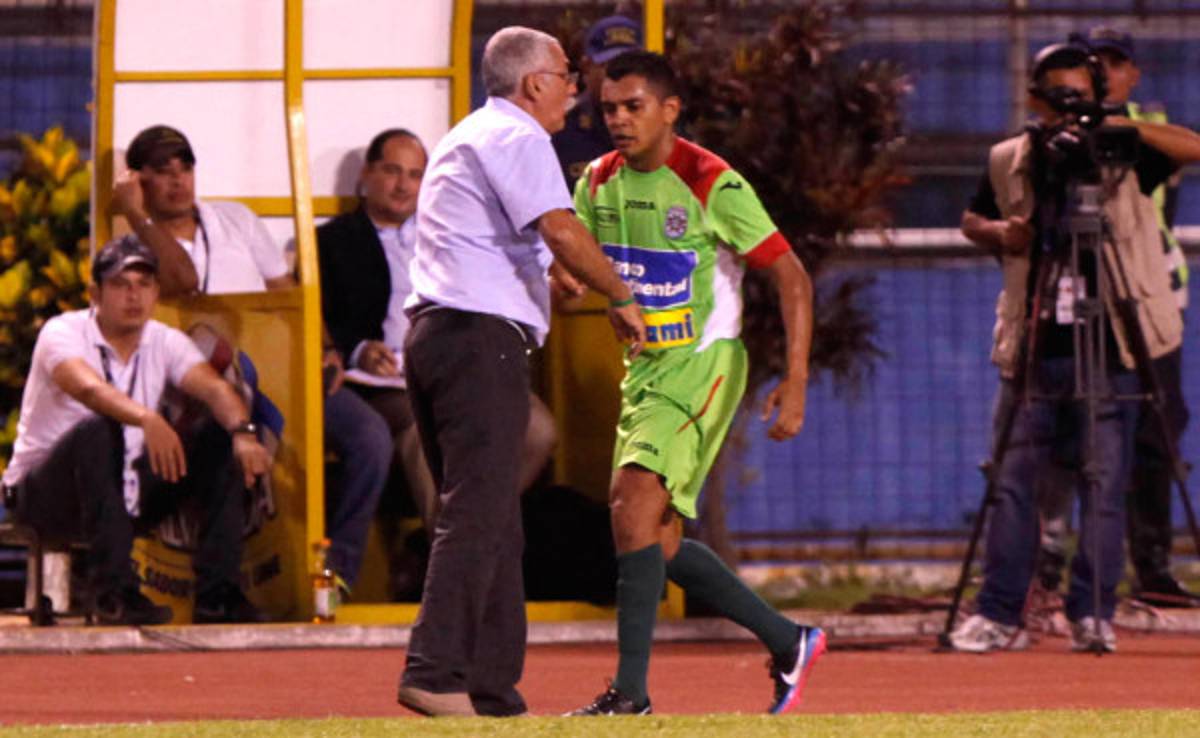 Amado Guevara no fue convocado para jugar ante Motagua
