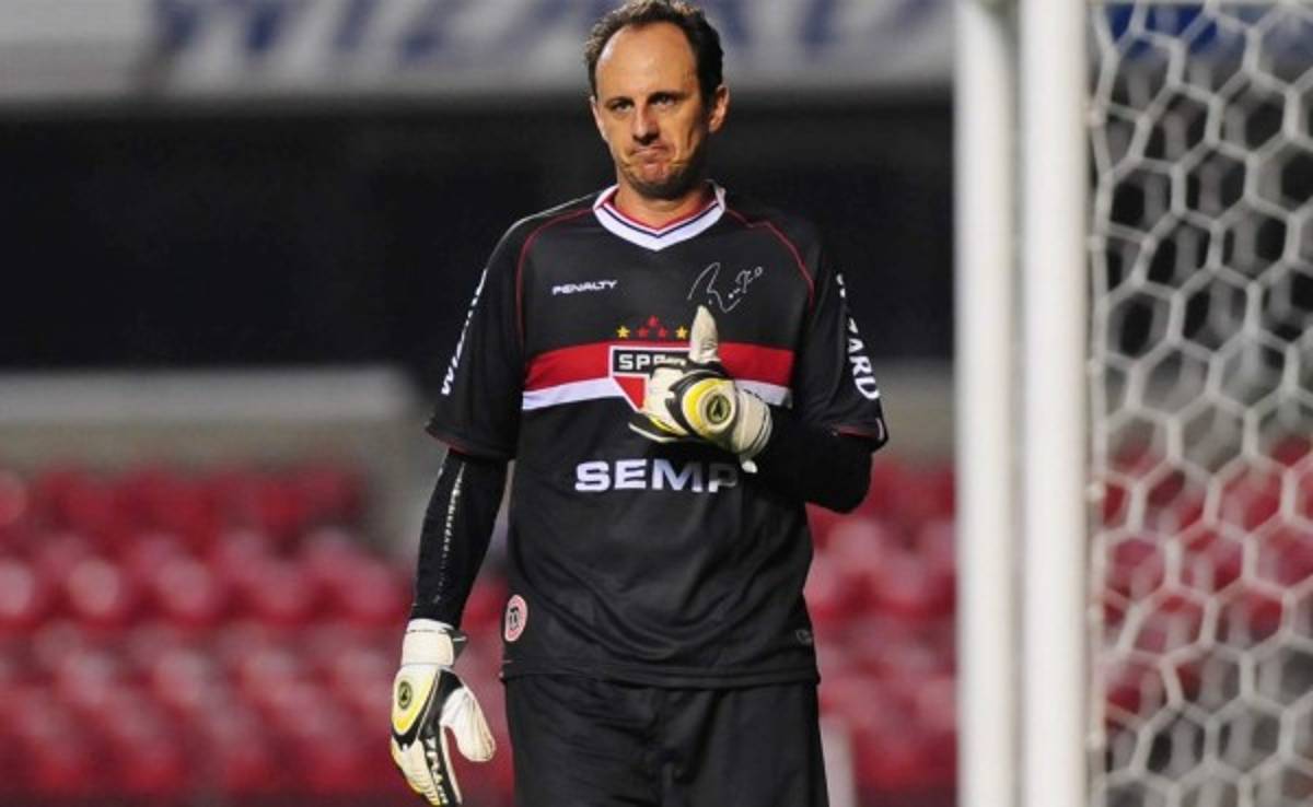 Rogerio Ceni, el portero goleador, colecciona su cuarto récord mundial