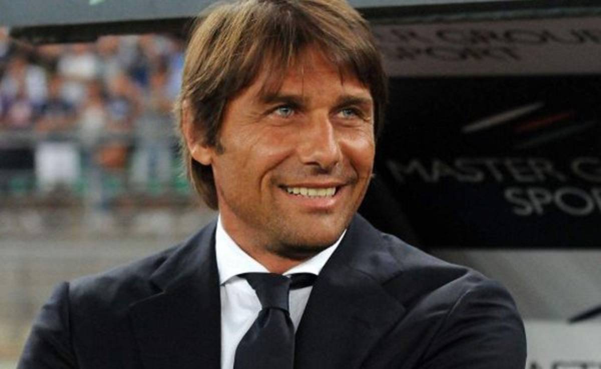 Antonio Conte continuará al frente de la Juventus la próxima temporada
