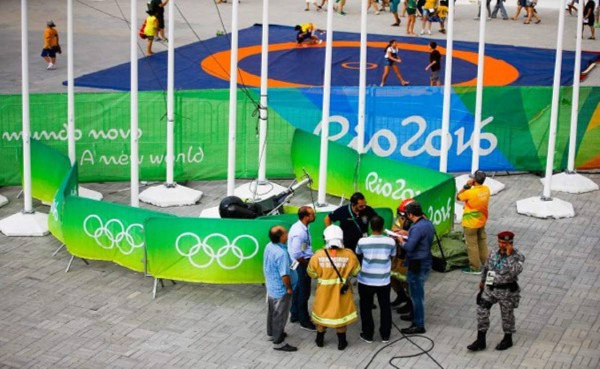 Una cámara aérea cayó sobre el parque Olímpico y dejó varios heridos