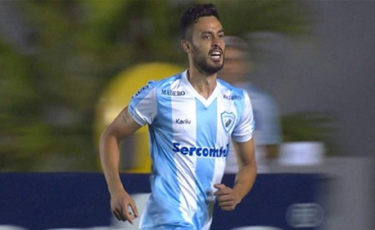 Saprissa contrata a brasileño para reforzar su mediocampo