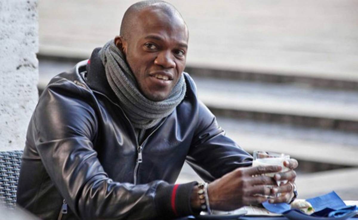 David Suazo podría convertirse otra vez en asistente técnico de Cagliari