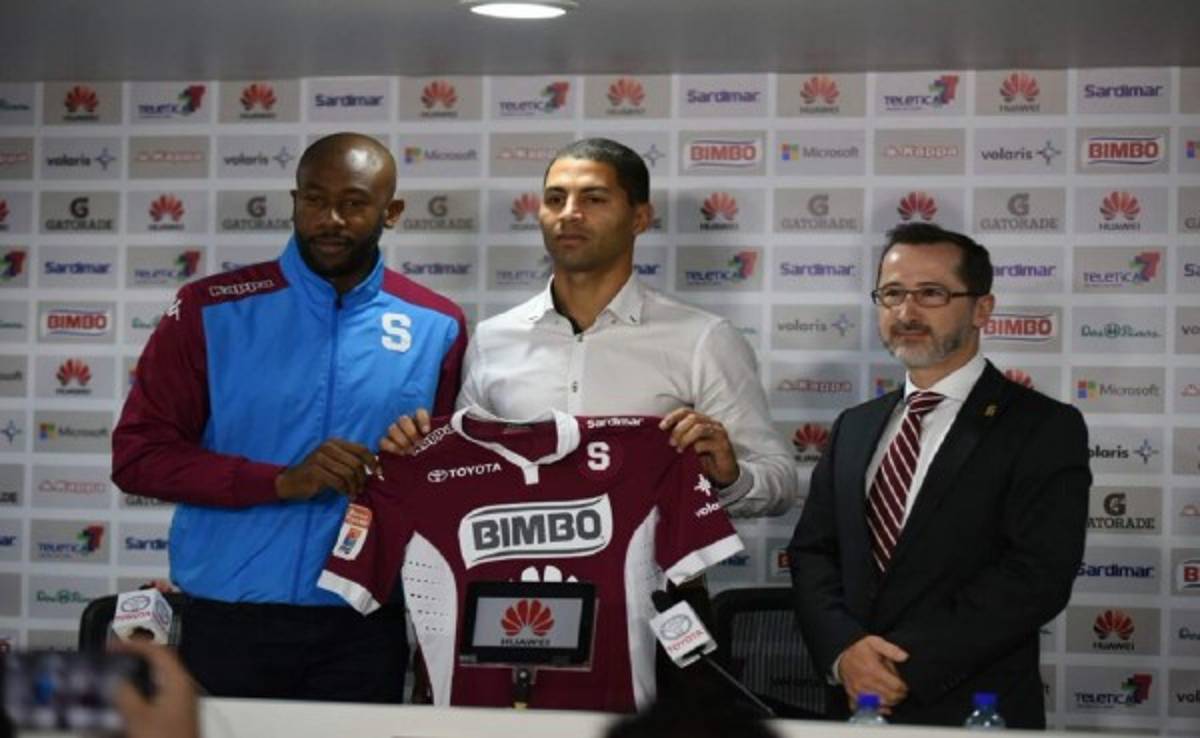 Álvaro Saborío vuelve al Saprissa para retirarse