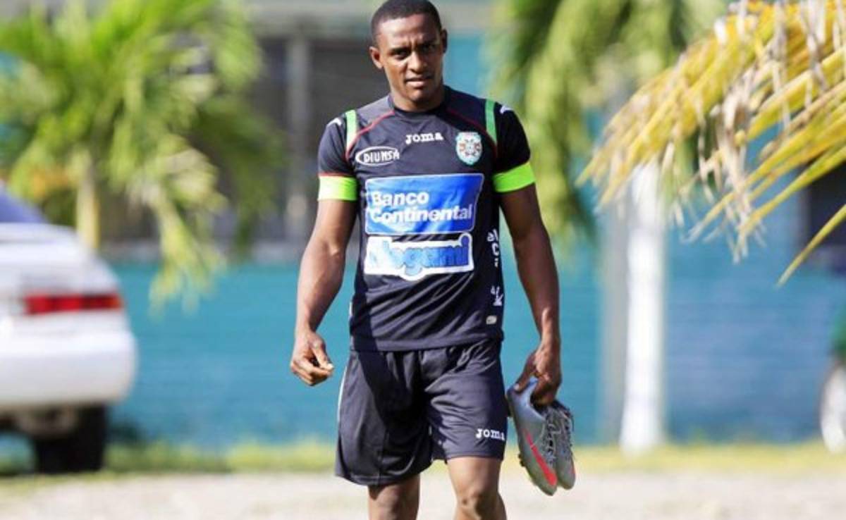 'Calolo' Palacios regresa a la titularidad con Marathón