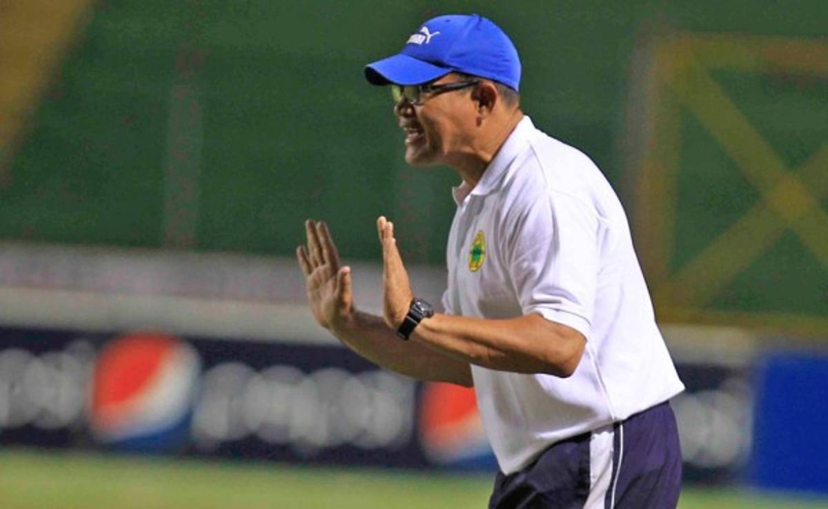 Leo Asís Paz: 'Tengo que ver las repeticiones del penal'