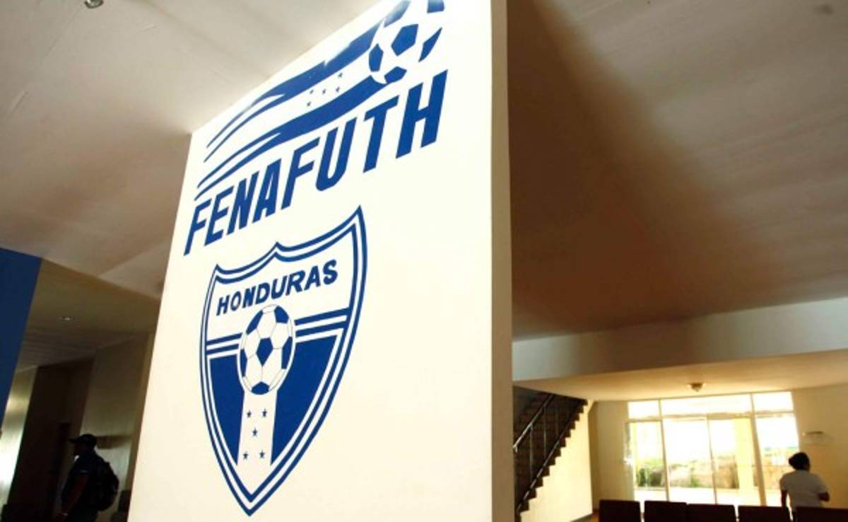 ENCUESTA: ¿Qué entrenador te parece para que tome el mando de Honduras?