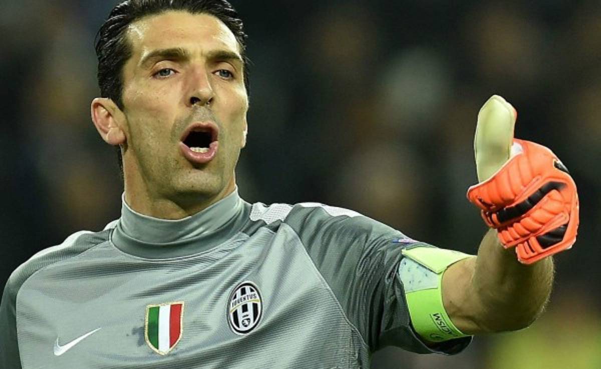 Gianluigi Buffon: 'Continuaré jugando mientras lo haga bien'