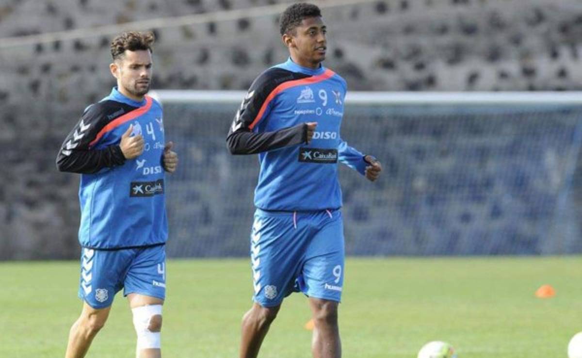 Presidente del Tenerife aclara sobre la forma en que negociarán al Choco Lozano