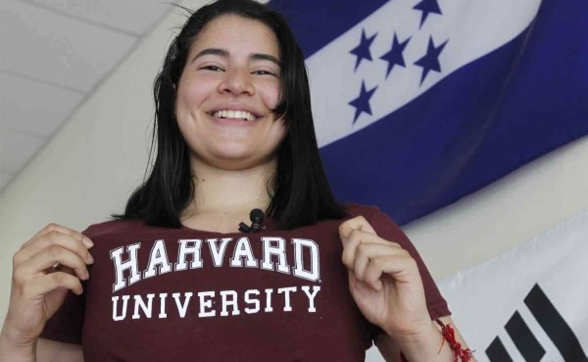 Esta es la historia de Ana Suazo, la cuarta hondureña en ingresar a Harvard