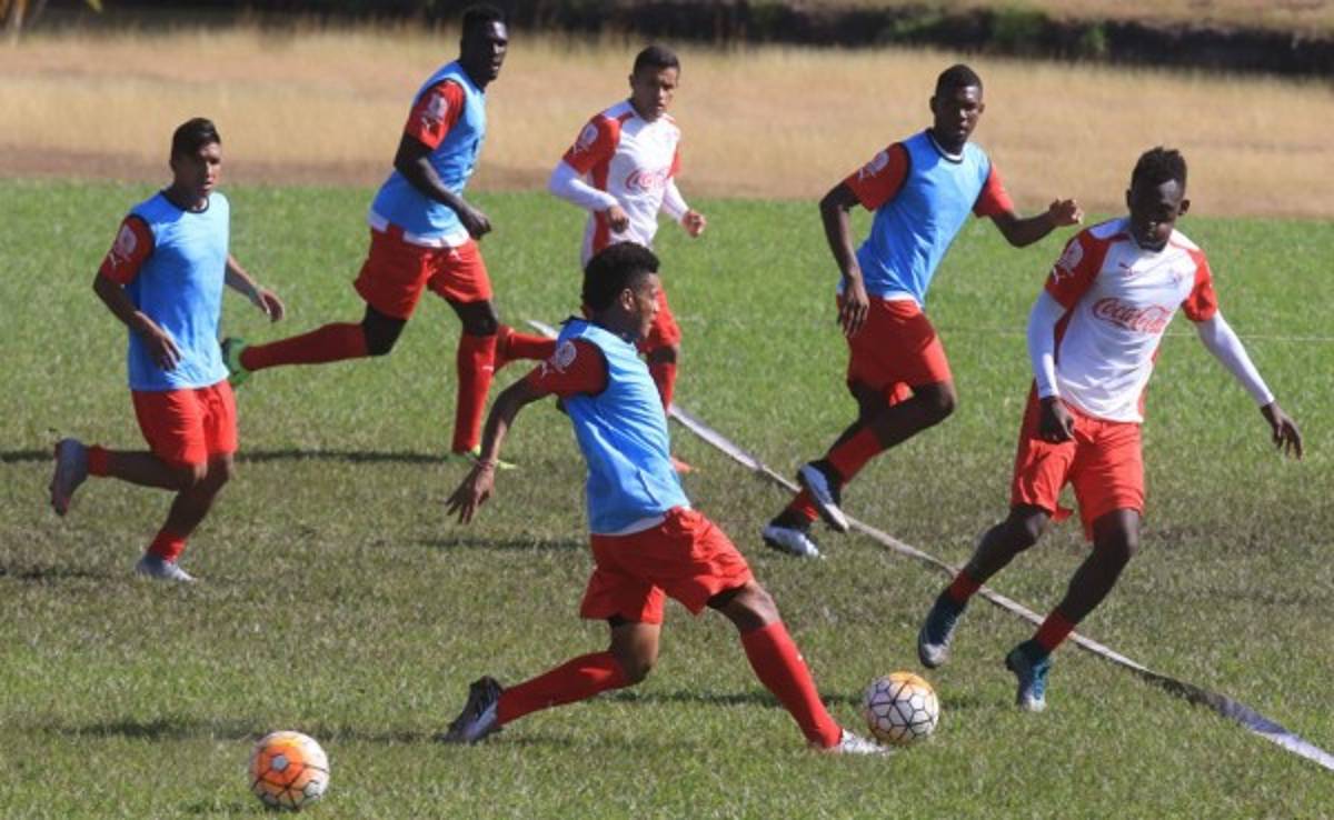 Olimpia entrenará en estadio Ceibeño antes del juego en Tocoa