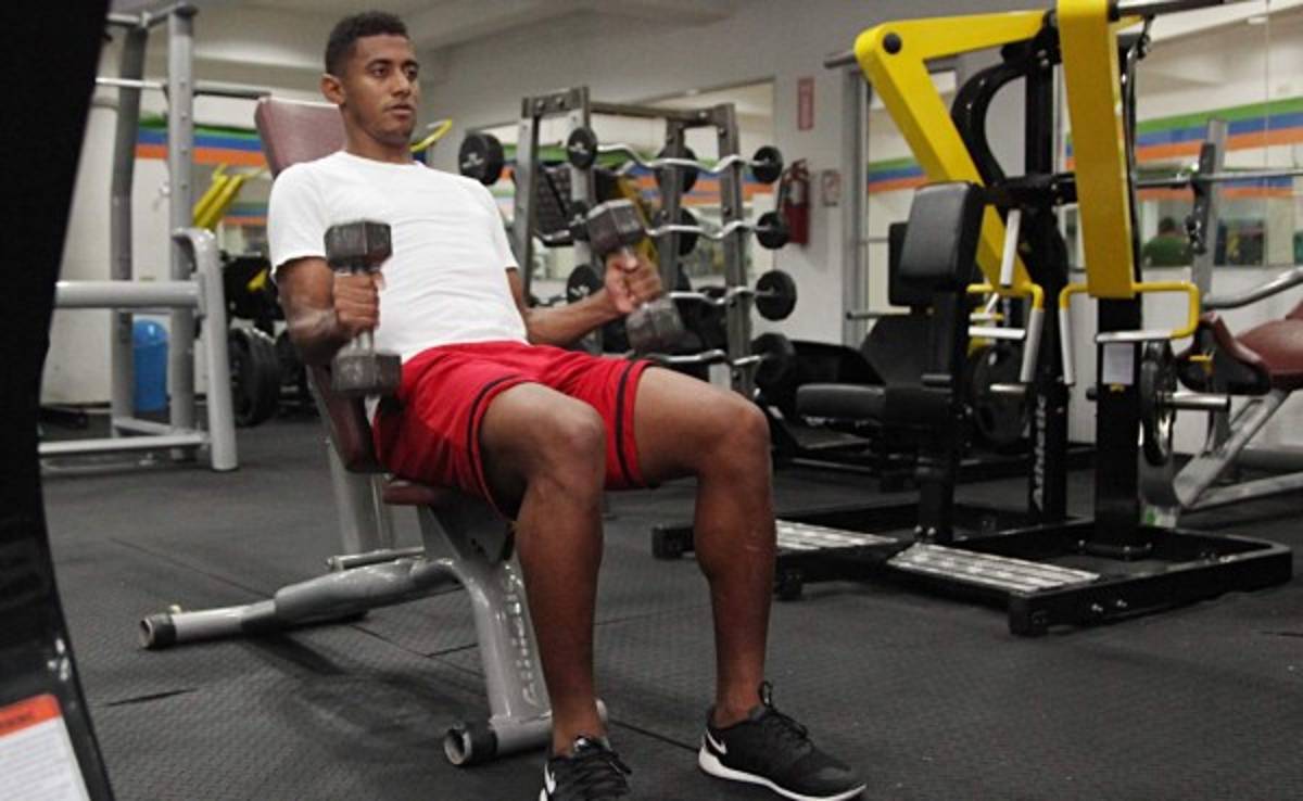 Choco Lozano está listo para jugar y Pinto tiene en mente llamar a Buba