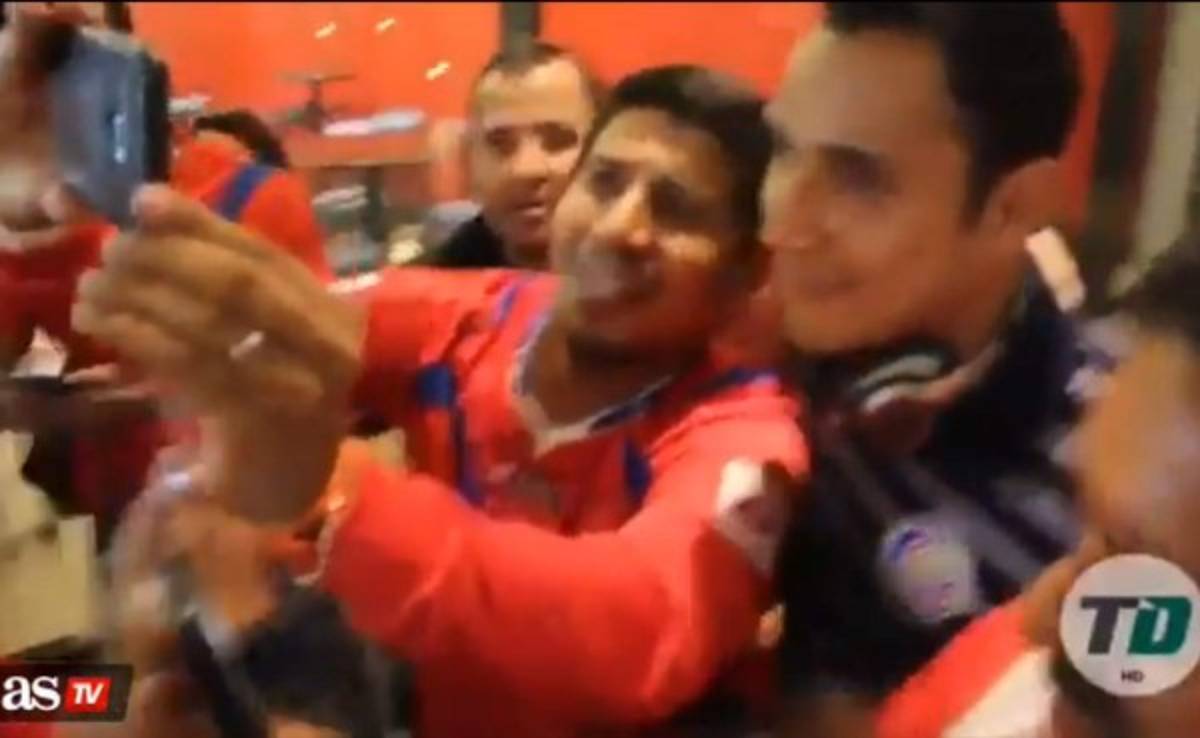 VIDEO: Locura en llegada de Costa Rica a Panamá por Keylor Navas