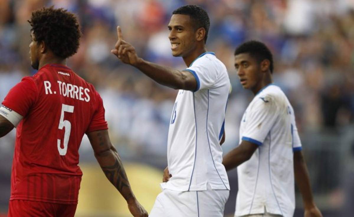 Eddie Hernández se autodescarta de la selección de Honduras