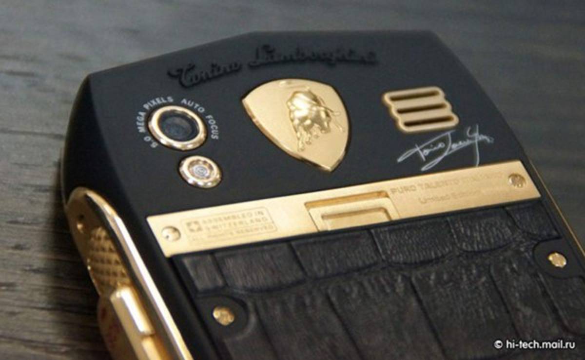 Lamborghini ofrece por 6.000 dólares un smartphone que marca la diferencia