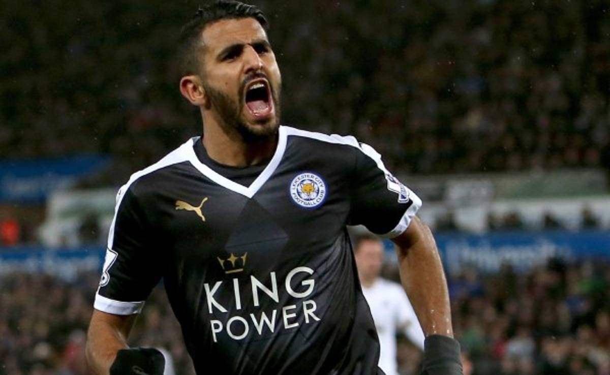 Mahrez es nombrado mejor jugador del año en la Premier League