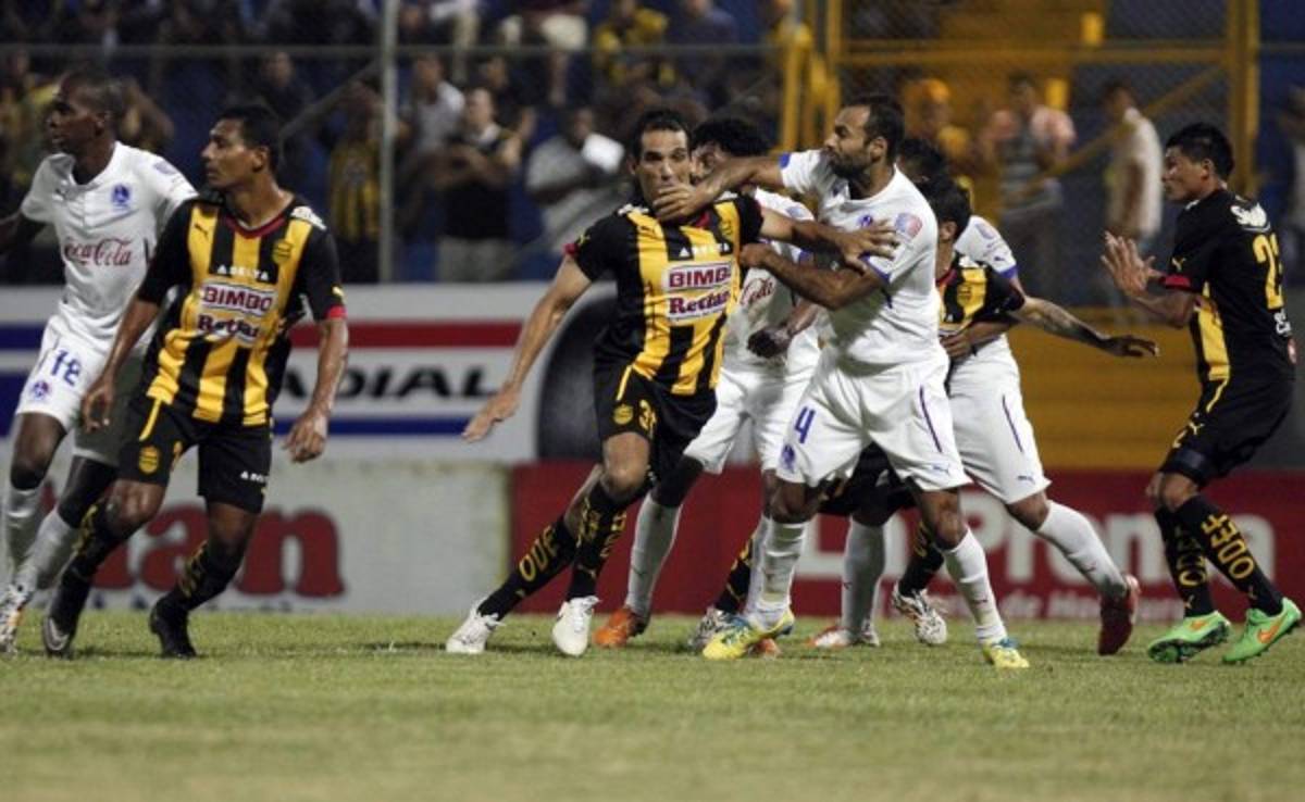 Real España-Olimpia y Motagua Victoria, las semifinales