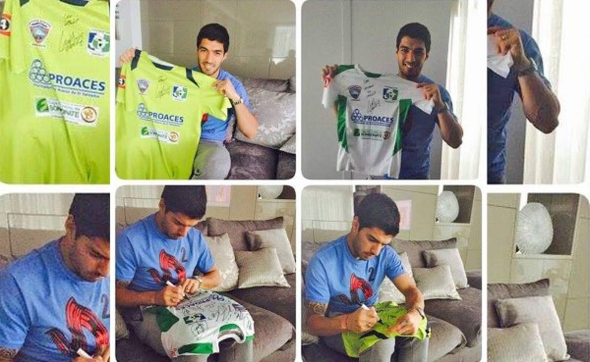 Luis Suárez firmó camisetas de modesto equipo salvadoreño
