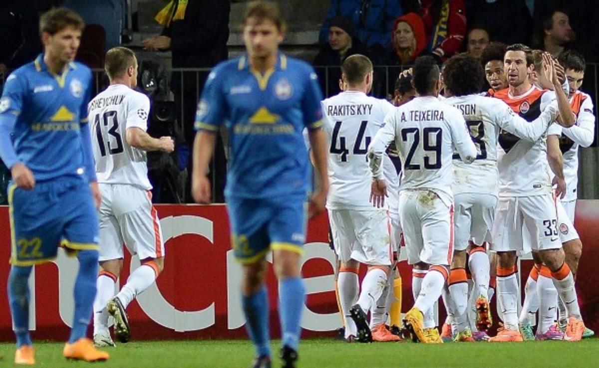 Adriano y el Shakhtar despedazan al Bate Borisov