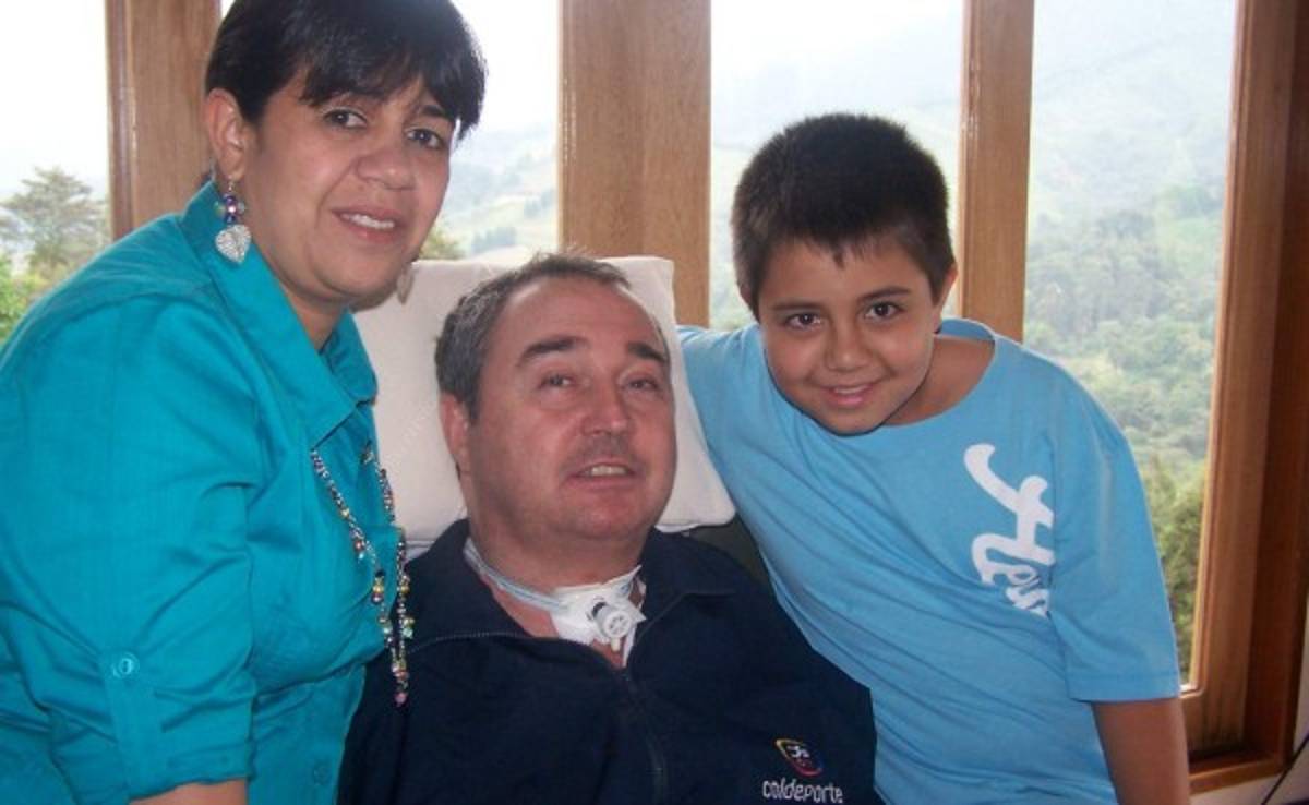 El ex técnico Luis Fernando Montoya sale ileso de accidente de tránsito