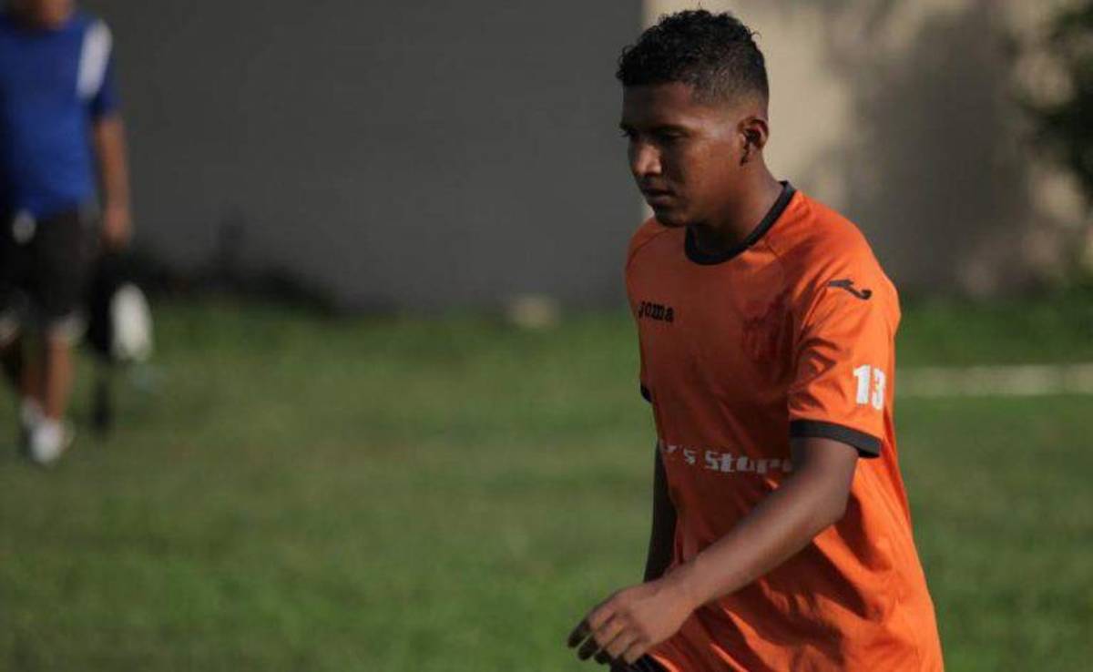 FICHAJES: Bajas en Platense, Victoria, Lobos y Real Sociedad; se confirma futuro del “Tato” García y Costly en Marathón