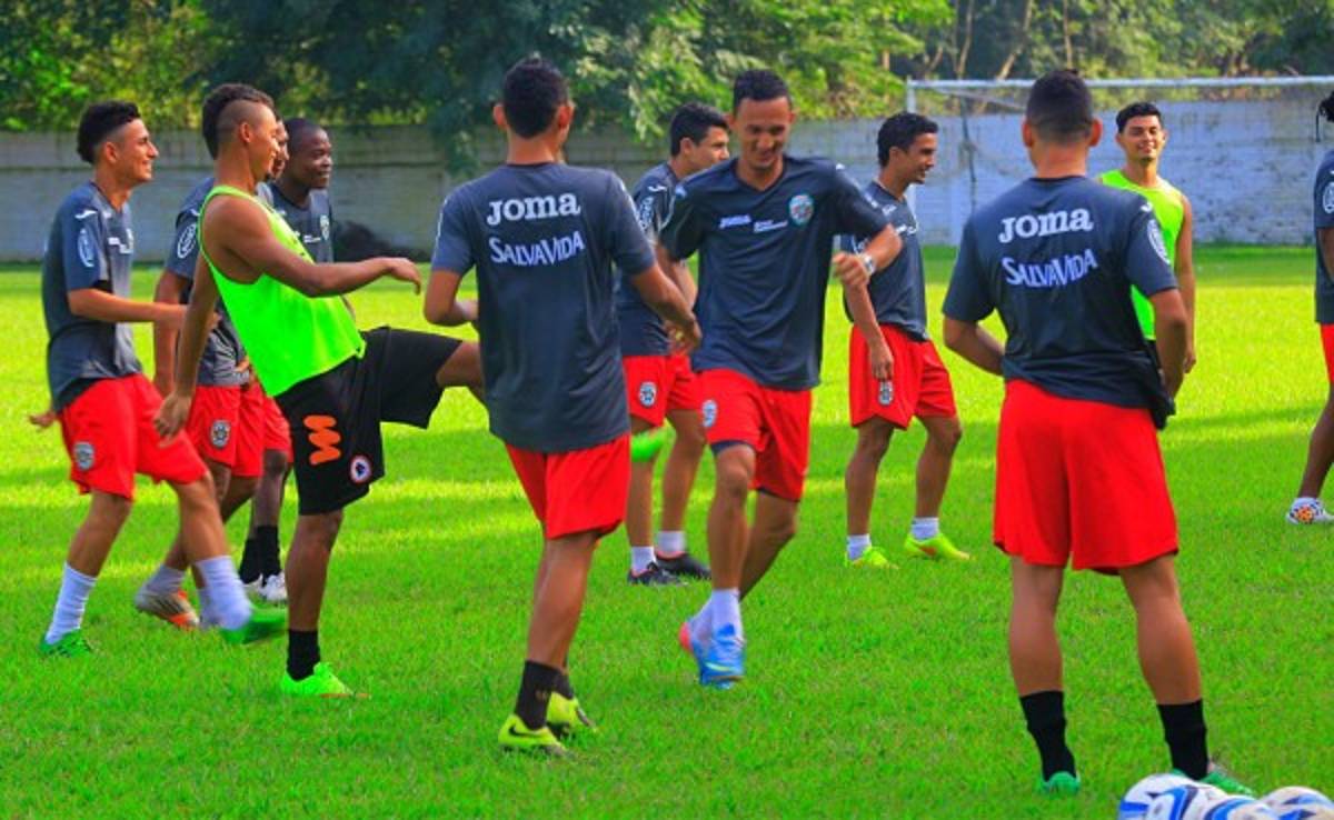 En Marathón no hay feriados y arrancan el año trabajando