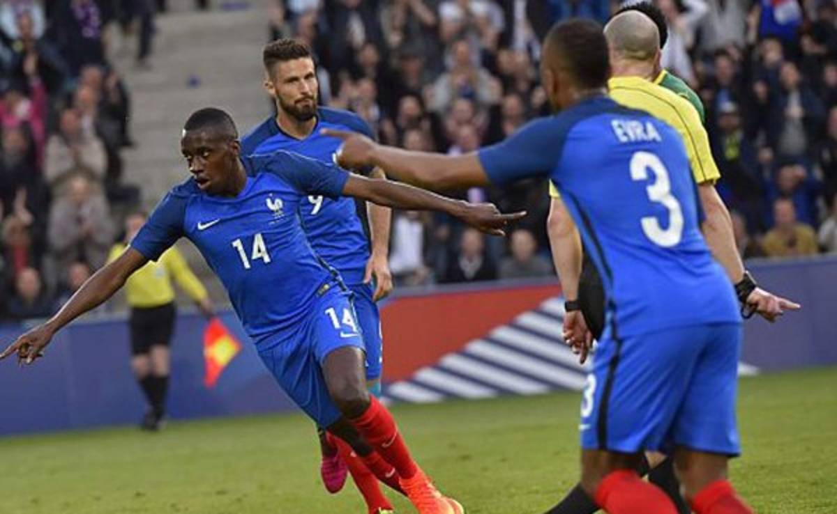 Francia derrota a Camerún, pero deja dudas en defensa de cara a la Eurcopa